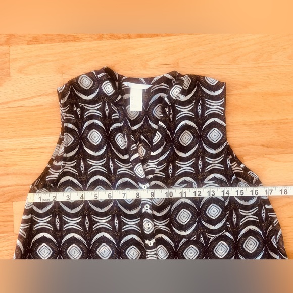 H&M sleeveless multicolor printed tunic top semi sheer hi - low hem size 2 - Picture 5 of 6